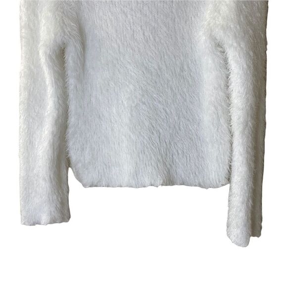 Warm & Cozy Lifestyle Fuzzy Sweater Sz L - Picture 3 of 5